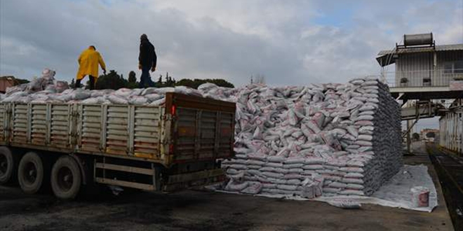 Soma'dan deprem b�lgesine 22 bin ton k�m�r g�nderilecek