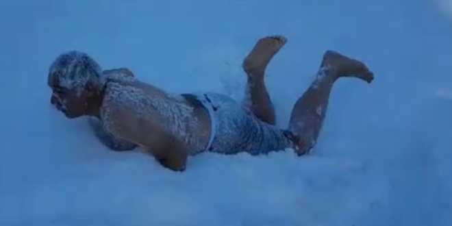 PTT Ba�m�d�r�, kar banyosu yapt�