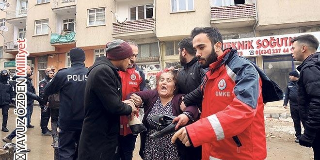 Esnaf müteahhitleri işaret etti: Kendi canımızı neden tehlikeye atalım?