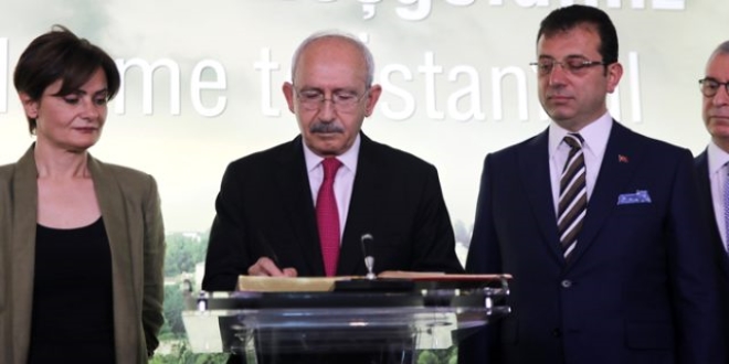 �mamo�lu'nun tatile gitti�ini duyan K�l��daro�lu �ok ge�irdi