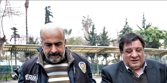 Adliyeye sevk edilirken 'profesyonelim' diyen dolandırıcı serbest bırakıldı