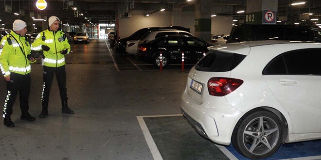 Engelli park yerlerini işgal eden sürücülere ceza yağdı