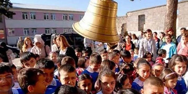 Okullarda ikinci yarıyıl yarın başlıyor