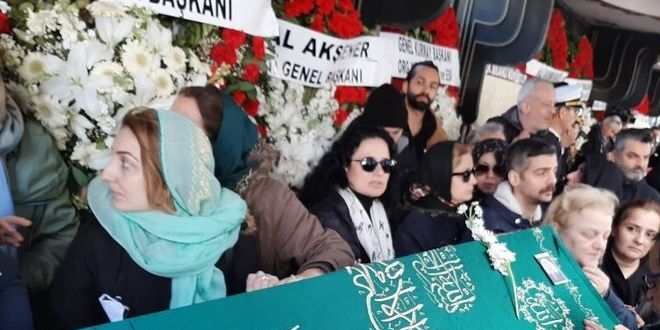 Türk sinemasının 'Ömercik'i son yolculuğuna uğurlandı