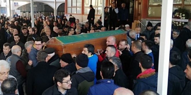 Silahla kendini vuran lise öğrencisi toprağa verildi