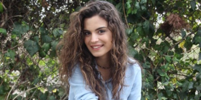 Hack'lenen Asl� Bekiro�lu'ndan su� duyurusu