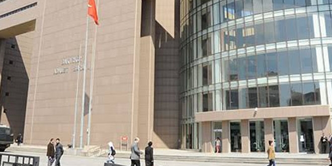 Savcı, meslektaşlarını dolandırıp kayıplara karıştı