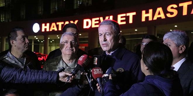 Bakan Akar: 8 şehidimiz var