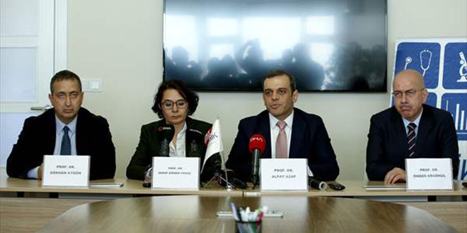 'T�rkiye'de maskeyle gezmeye gerek yok'