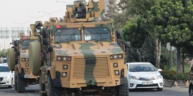 Suriye sınırında askeri hareketlilik sürüyor