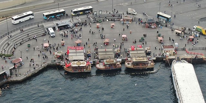 Eminönü'nde balıkçı tekneleri için yeni karar