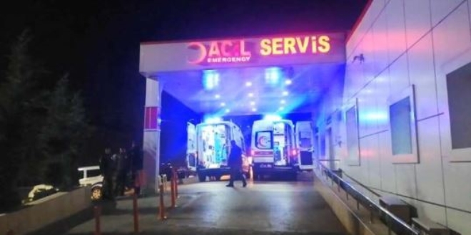 Sabiha Gökçen'e giderken kaza geçiren 5 polis yaralandı