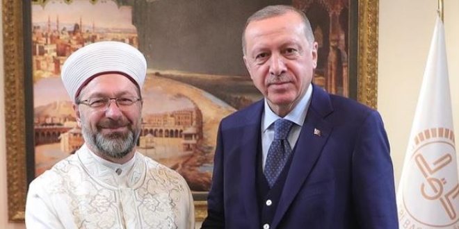 Erdoğan'dan Diyanet İşleri Başkanı Erbaş'a ziyaret