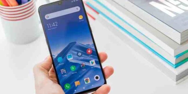 Xiaomi Mi 10 bekleyenler için bugün kötü haber geldi