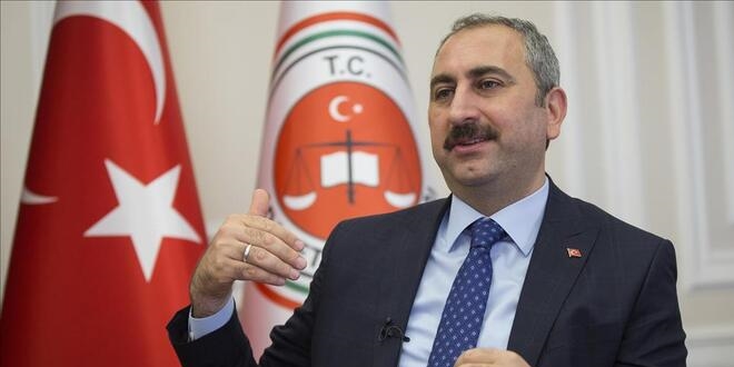 'Cezalarını evde çekmesi alternatifi üzerinde duruyoruz'