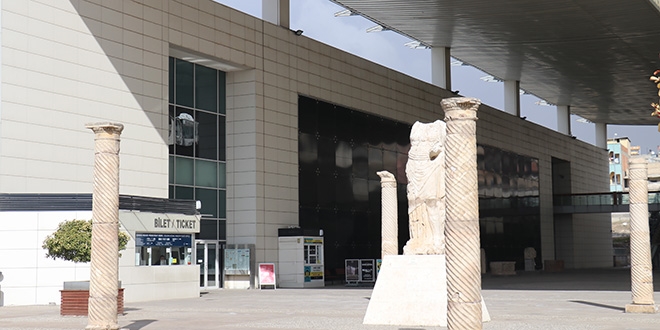 İntihar eden arkeoloğun çalıştığı müzede sayım sürüyor