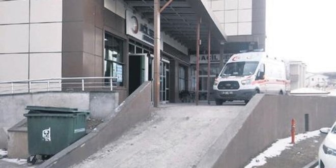 Antalya'daki kazada yaralanan milletvekili Yılmaz ile eşinin tedavisi sürüyor