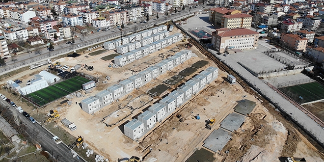 Çift katlı konteyner kent 5 gün sonra bitecek
