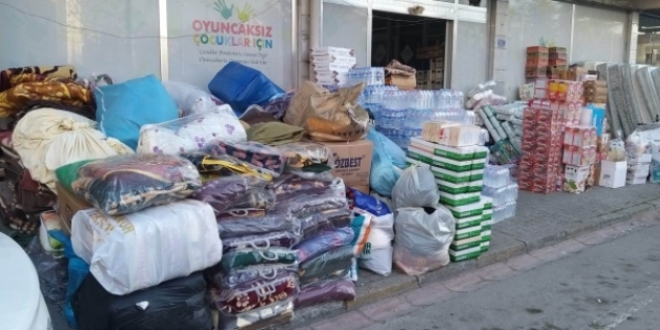 Depremzedelere yardım ulaşmadığı iddiası yalanlandı