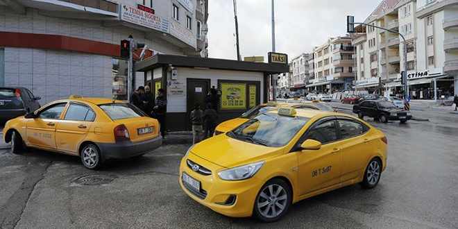 Ankara'da taksi durağına silahlı saldırı kamerada