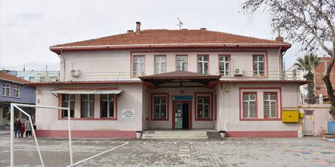 Manisa'da depreme dayanıksız 29 okul için yıkım kararı
