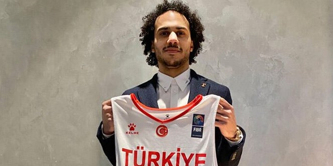 Shane Larkin, Milli Takım kadrosundan çıkarıldı