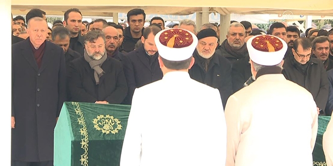 AK Parti Genel Başkan Yardımcısı'nın acı günü