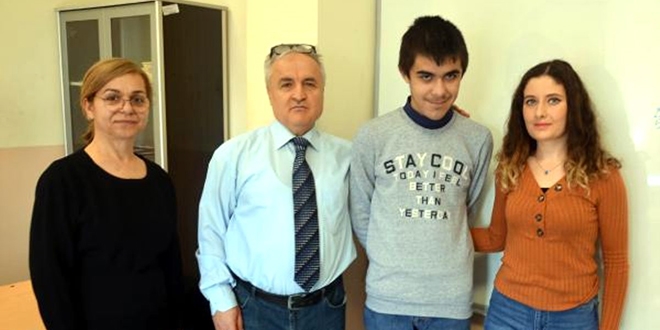 'Özel öğrenci' güçlü hafızasıyla dikkat çekiyor