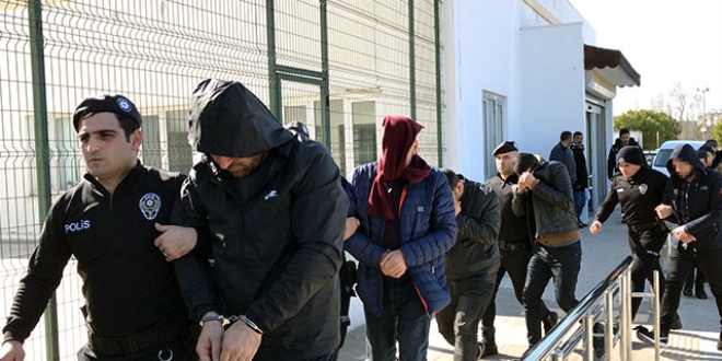 186 milyon liralık vurgun: 2'si avukat, 6 kişi tutuklandı