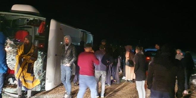 Kayseri'de yolcu otobs devrildi: 14 yaral
