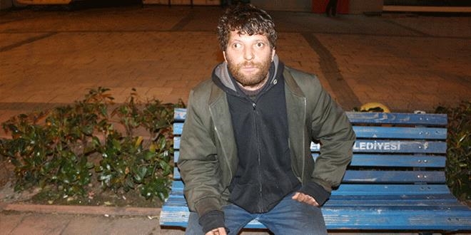 Adana'da yakalanan dilenci ile polis arasında ilginç diyalog yaşandı