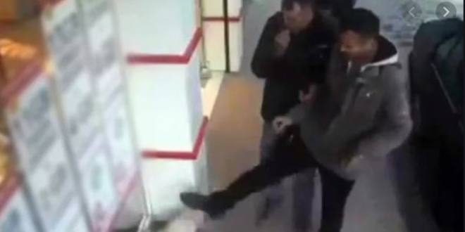 Kütahya'da kediye tekme atan kişiye 947 lira para cezası verildi