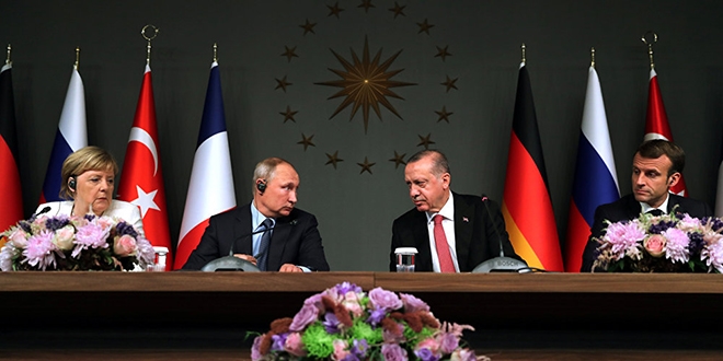 Merkel ve Macron, Putin ile dlib'i grt