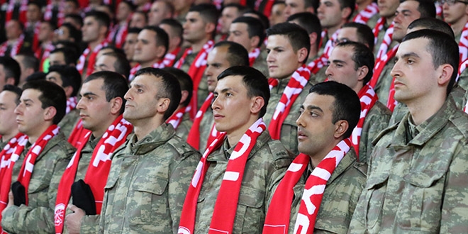 Türk Silahlı Kuvvetleri'nden Milli Takıma destek