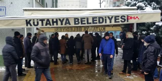 Hayatını kaybeden öğretim görevlisi toprağa verildi