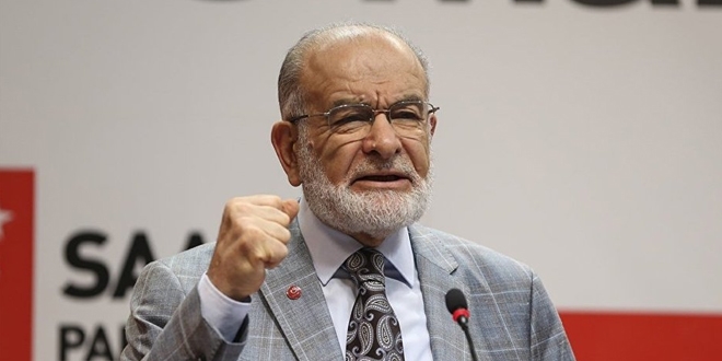 Karamollaoğlu: Ne sağcıyım ne de solcu