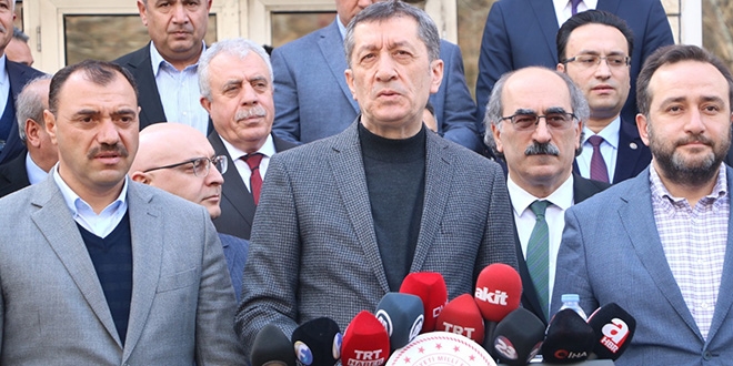 Bakan Selçuk'dan, depremden hasar gören okullara ilişkin açıklama