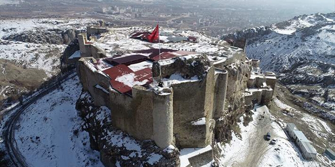 Elazığ'ın asırlık yapıları 6,8'lik depreme direndi