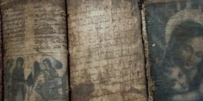 Adana'da tarihi kutsal kitaplar ele geirildi