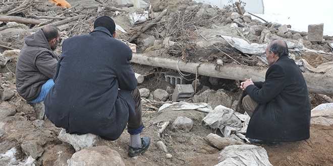 AFAD: Van'da 66 artçı deprem meydana geldi
