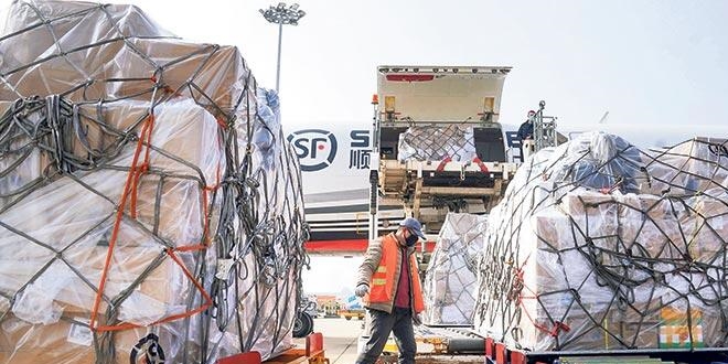 Çin'den Türkiye'ye kargo %90 azaldı