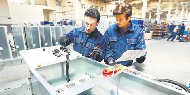 52 bin öğrenciye 450 milyonluk destek