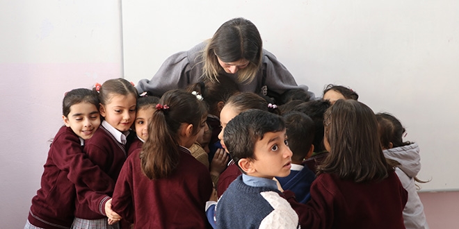 Öğretmeni, depremde hayatını kaybeden öğrencisi için gözyaşı döktü