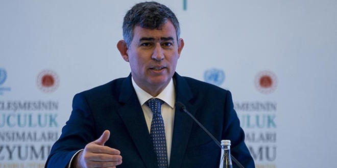 TBB Ba�kan� Feyzio�lu:  Yarg� hepimizin, y�k�l�rsa alt�nda kal�r�z