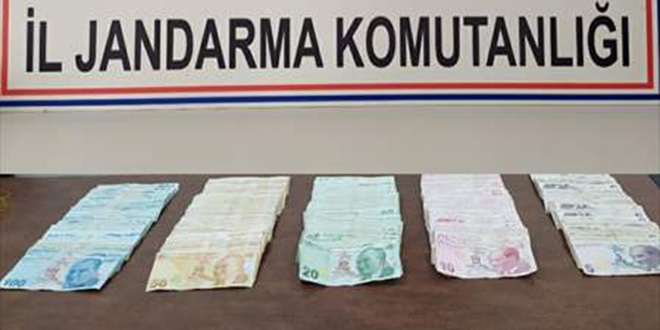 �al��t��� marketten para �alan m�d�r tutukland�