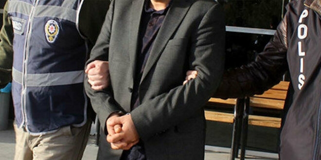 FETÖ'cü mahrem imam ve eski polislerden oluşan ekibe baskın