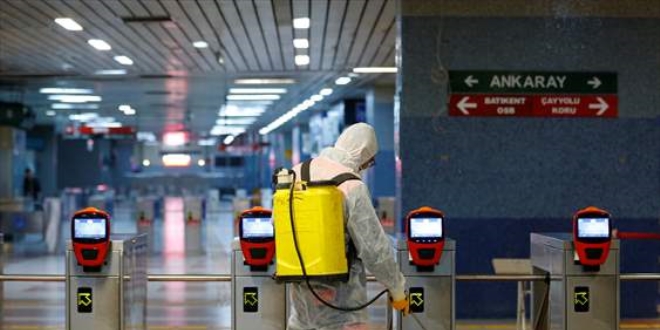 Başkentte metro ve Ankaray istasyonlarında 'virüs' temizliği