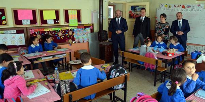Çorbalar öğretmenden, spor malzemeleri Bakanlıktan