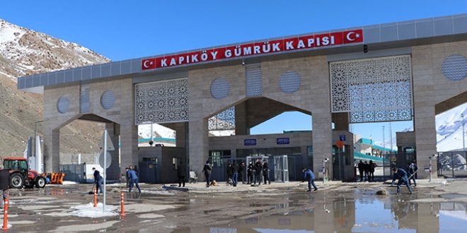 Kapky Gmrk Kaps'na sahra hastanesi kuruluyor