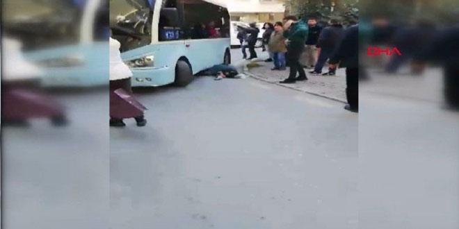 Güzergah dışına çıkan minibüs yaşlı kadına ezdi